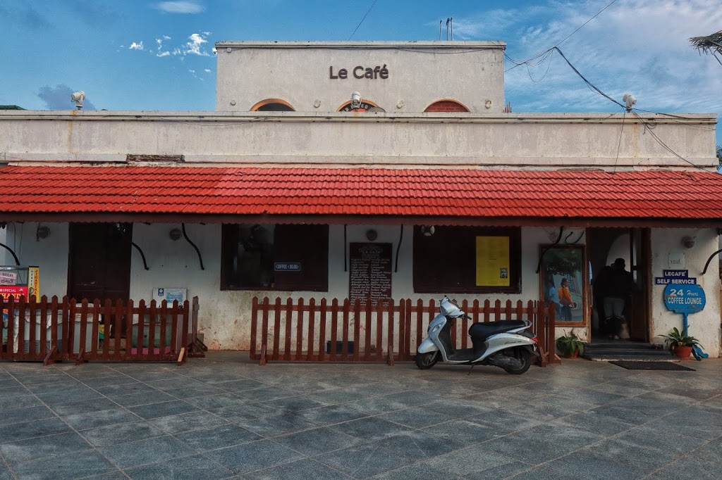 The facade of Le Cafe in Pondicherry