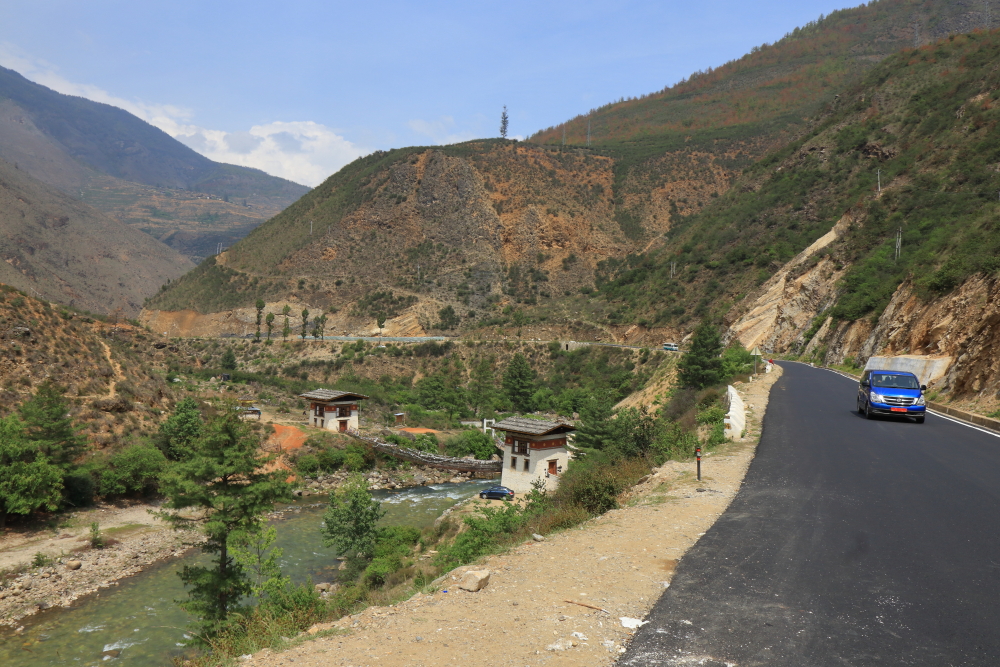 An image of Thimphu Paro Highway near Tachog Lhakhang. This Lhakhang is a must see place in Paro.