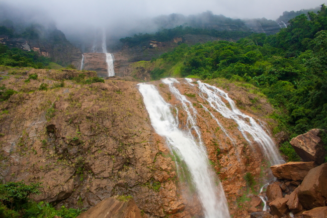 Read more about the article 14 Places to Visit in Cherrapunjee That You Should Add To Your List