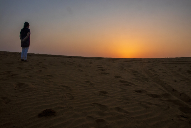image of sunrise in Thar Desert in Rajasthan, India